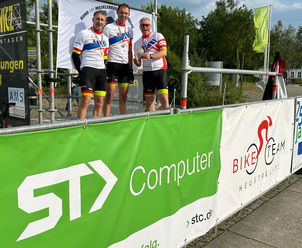 Read more about the article Erlebnisbericht: Rund um Mecklenburg-Vorpommern 2024 – Rennrad-Staffel